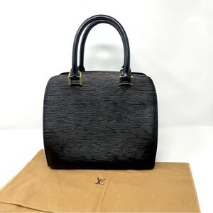 LOUIS VUITTON LV Logo Pont Neuf Hand Bag Epi Leather Black Purse‎